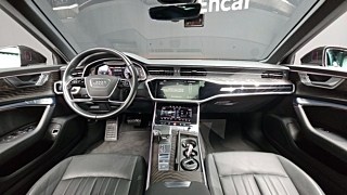 AUDI A6 C8 2021