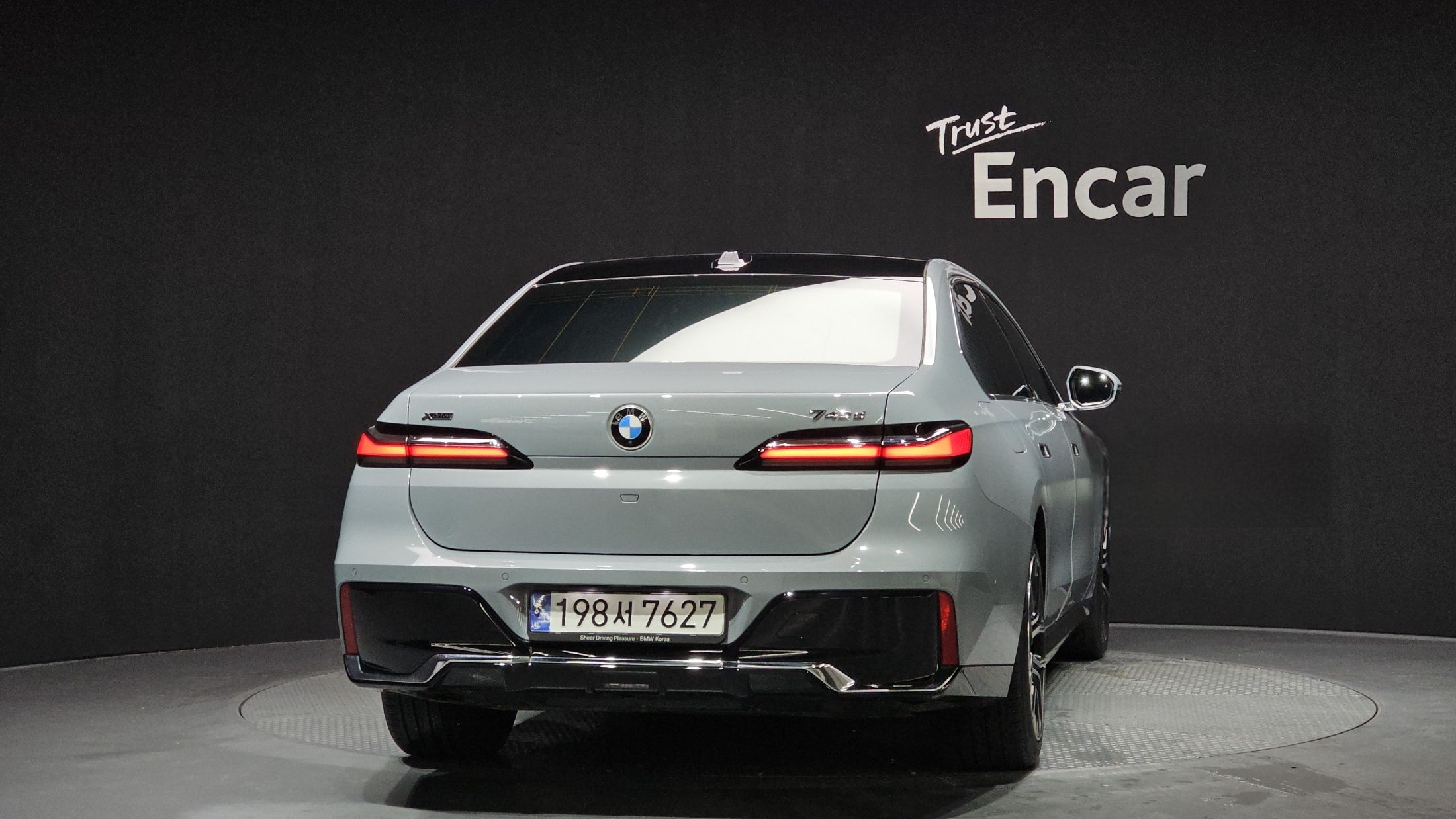 BMW 7-SERIES G70 2024