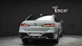BMW 7-SERIES G70 2024