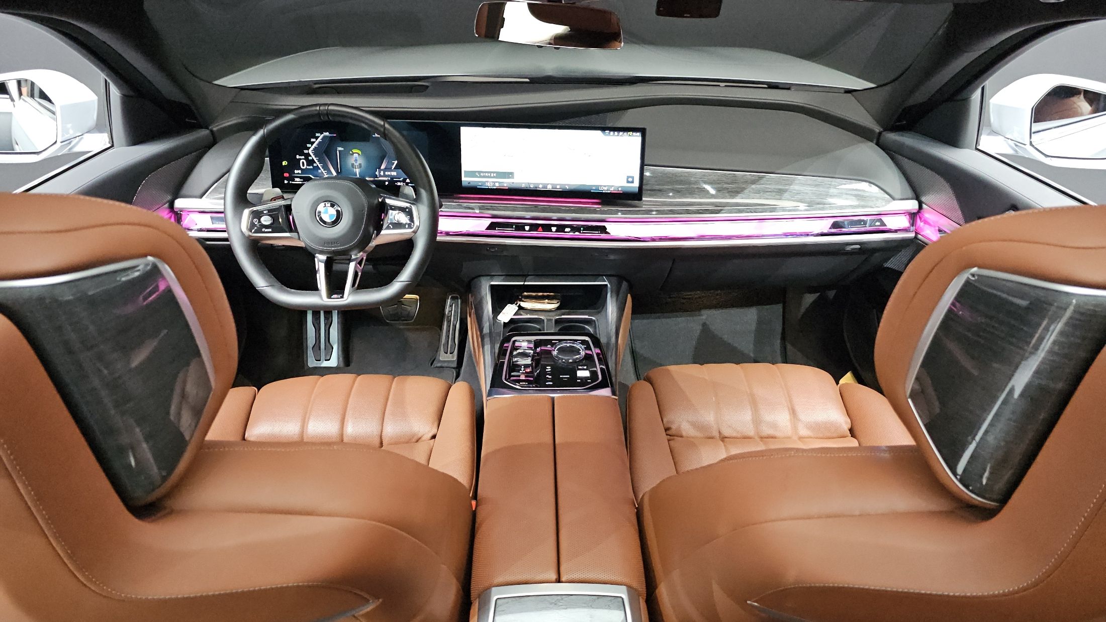 BMW 7-SERIES G70 2024