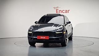 PORSCHE MACAN 2018