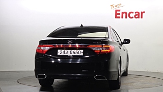 HYUNDAI GRANDEUR HG 2016
