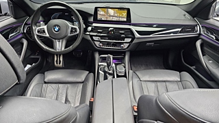 BMW 5-SERIES G30 2020