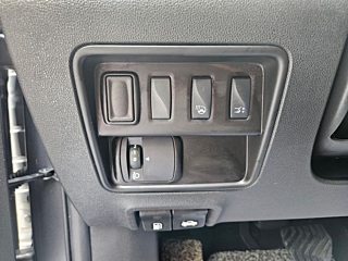 SAMSUNG QM6 2019