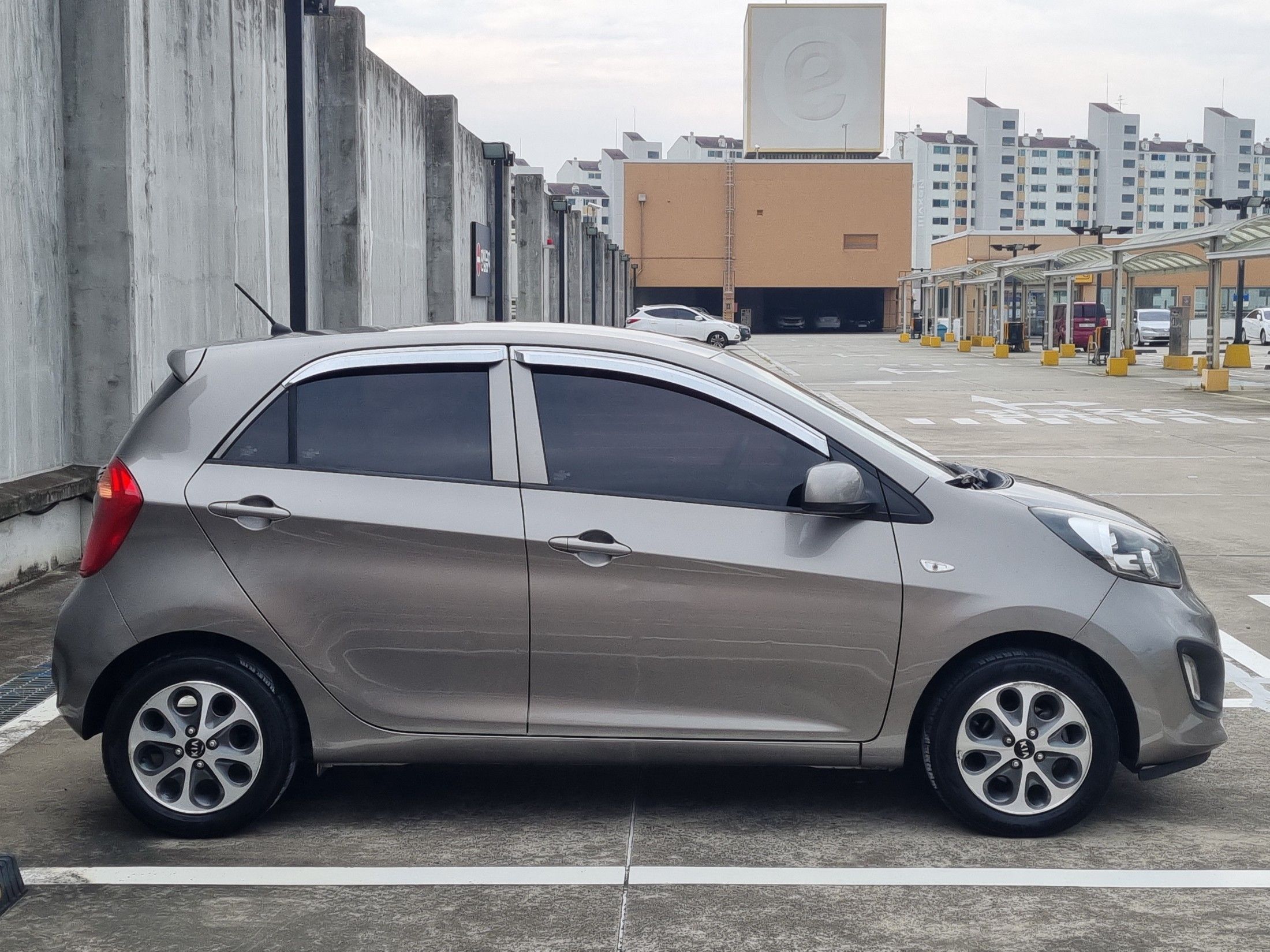 KIA MORNING 2012