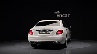 MERCEDES BENZ E-CLASS W213 2018