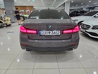 BMW 5-SERIES G30 2021