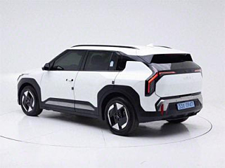 KIA EV3 2024