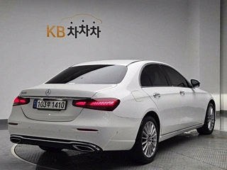 MERCEDES BENZ E-CLASS W213 2021