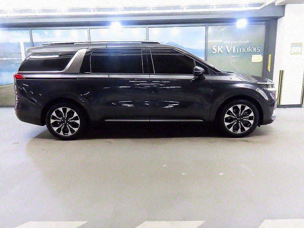 KIA CARNIVAL 2022