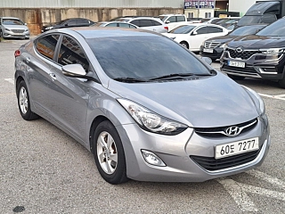 HYUNDAI AVANTE MD 2010