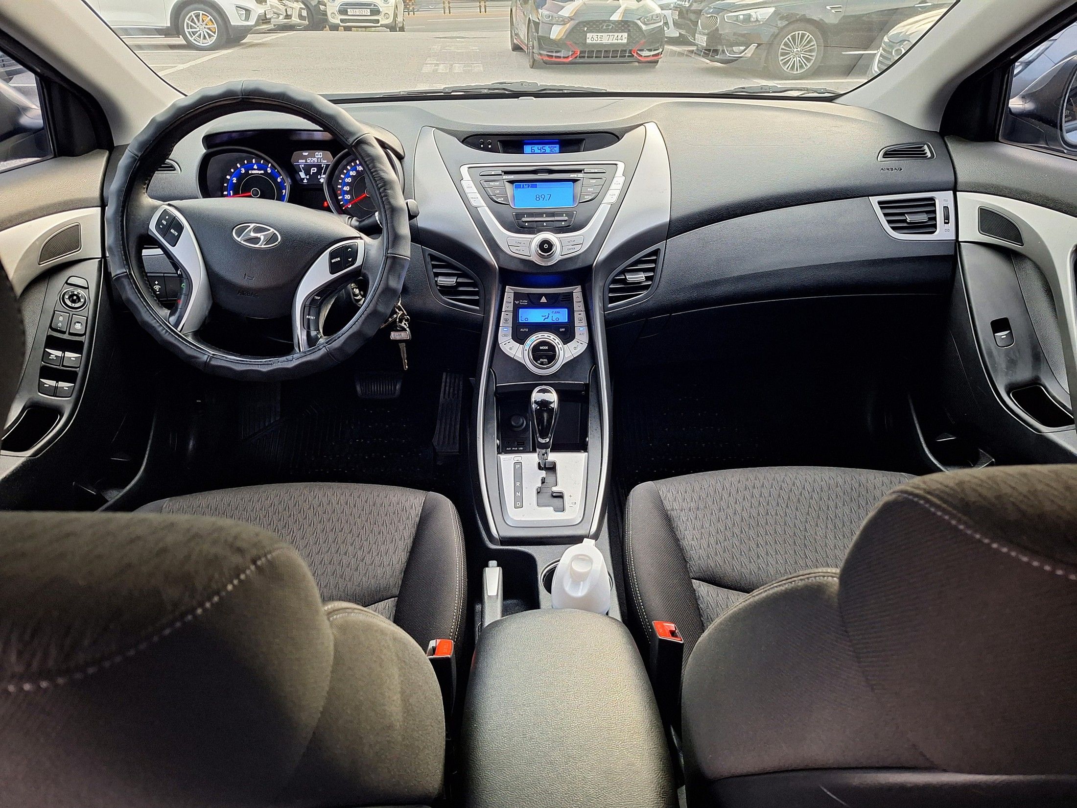 HYUNDAI AVANTE MD 2010