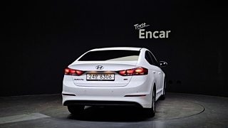HYUNDAI AVANTE AD 2016