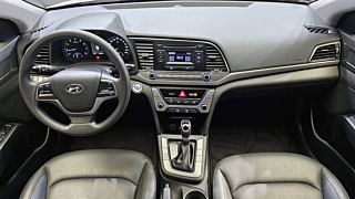 HYUNDAI AVANTE AD 2016