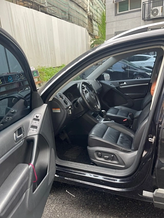 VOLKSWAGEN TIGUAN 2014