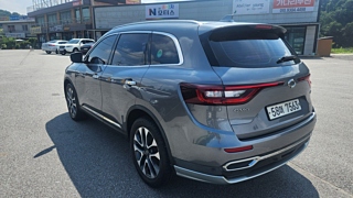 SAMSUNG QM6 2019