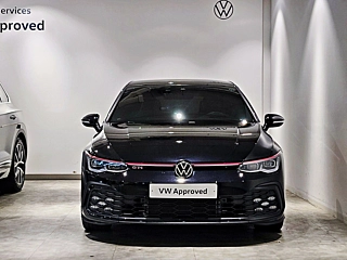 VOLKSWAGEN GOLF 2023