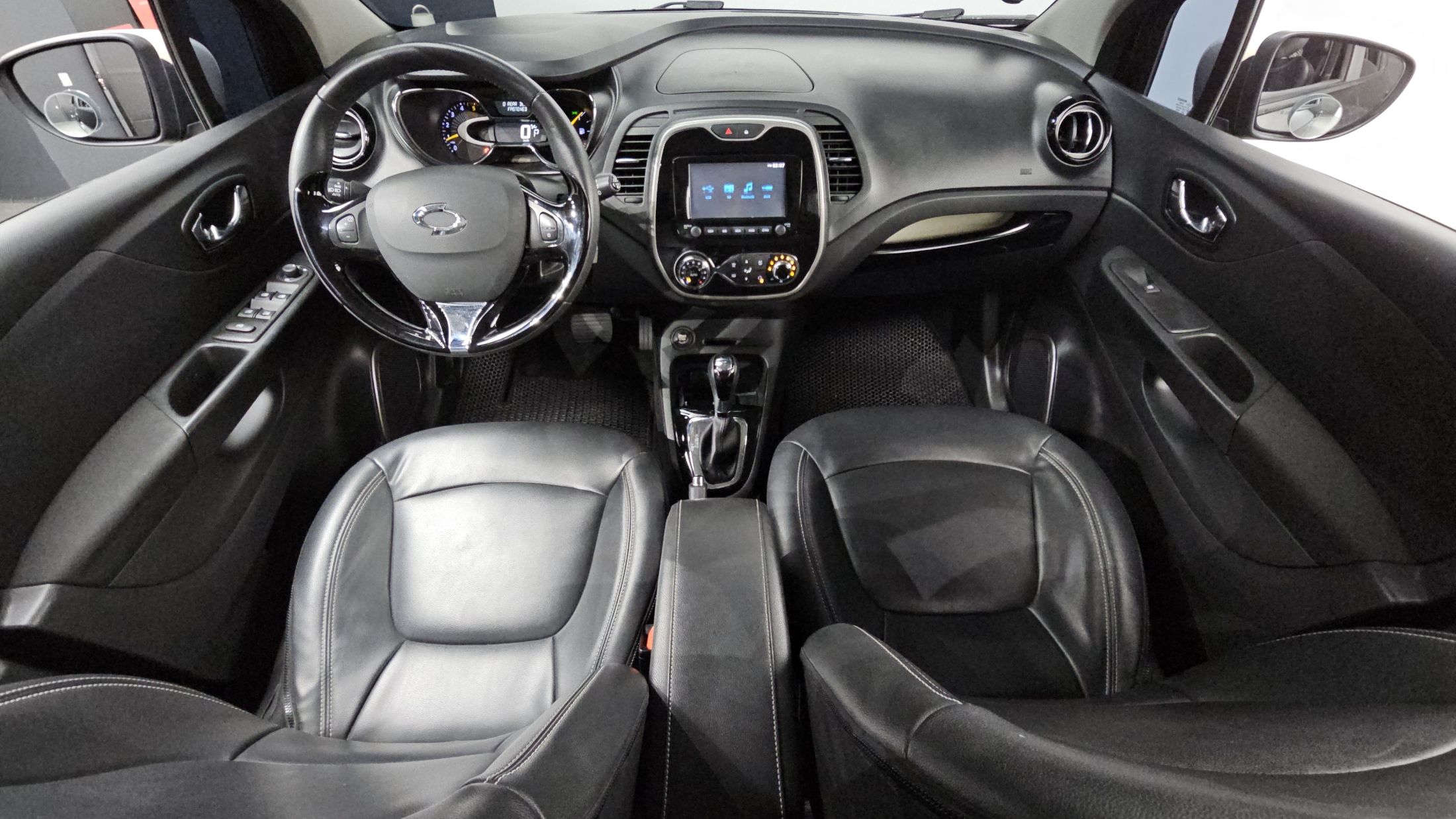 SAMSUNG QM3 2015