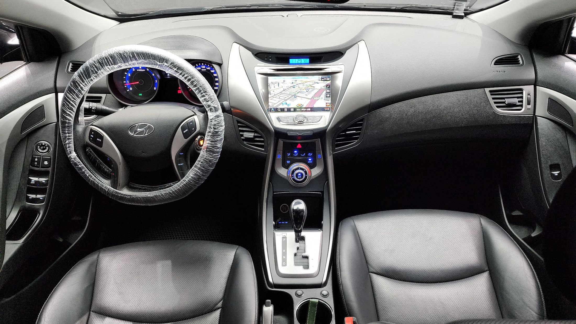 HYUNDAI AVANTE MD 2013