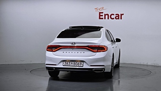 HYUNDAI GRANDEUR IG 2017