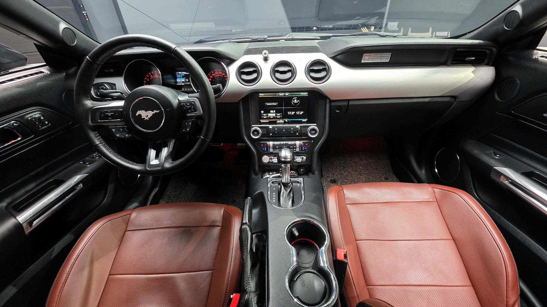FORD MUSTANG 2016
