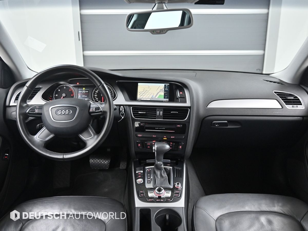 AUDI A4 2012