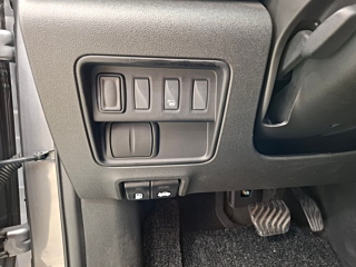 SAMSUNG QM6 2017