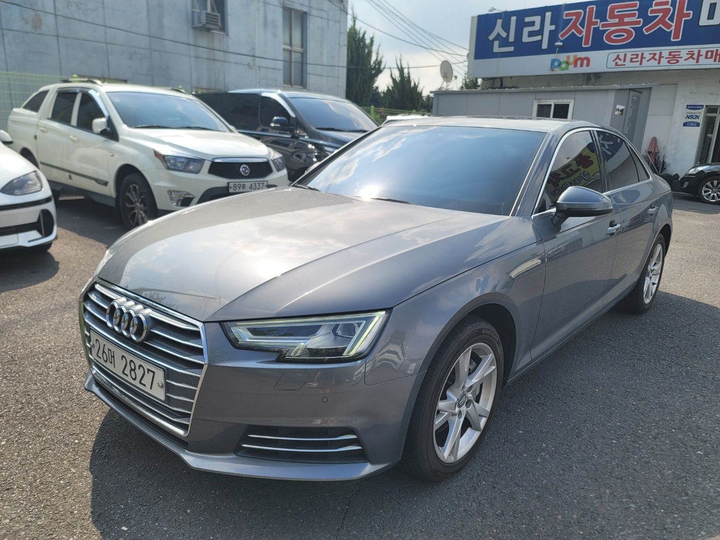 AUDI A4 B9 2018