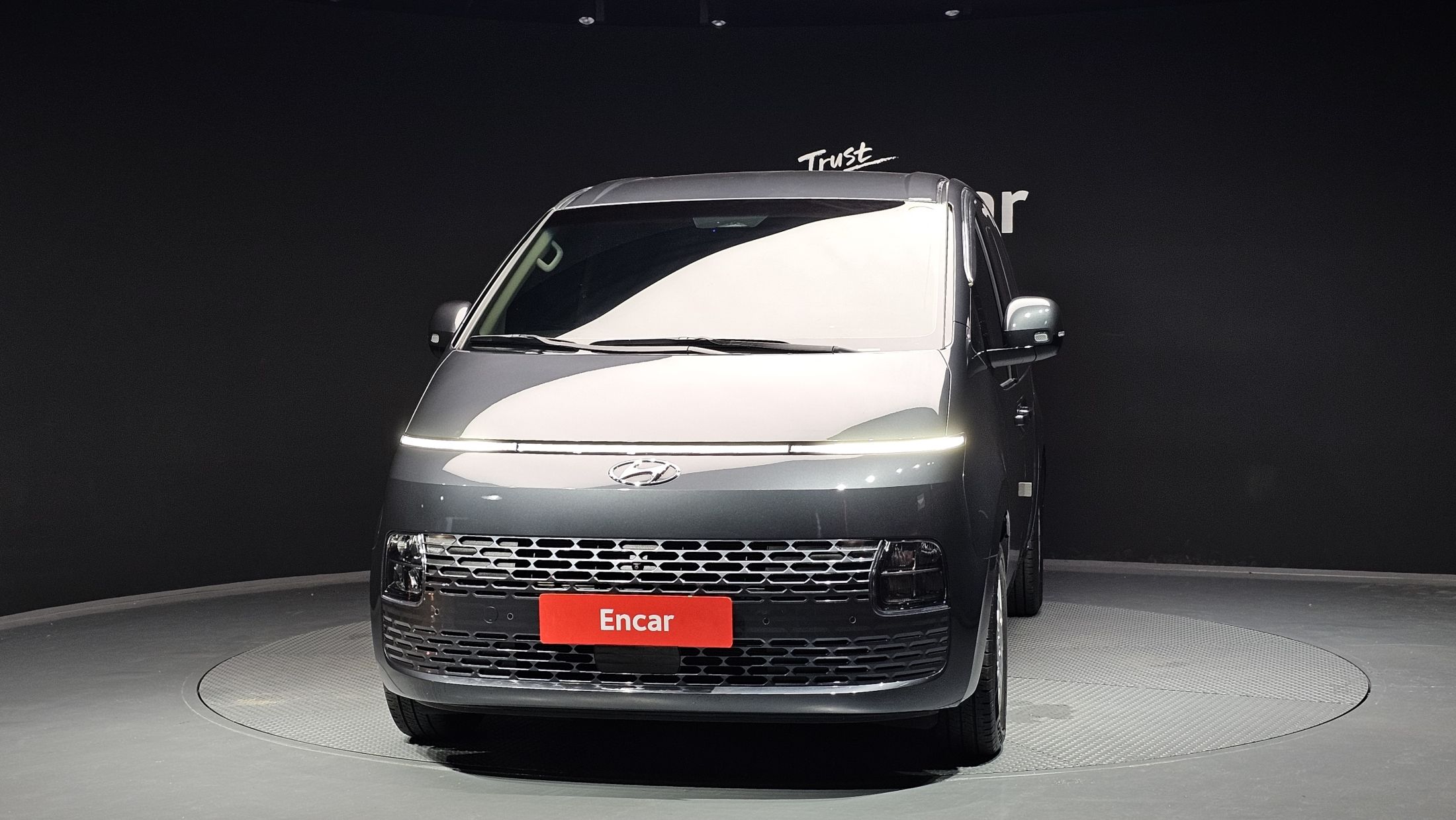 HYUNDAI STARIA 2023
