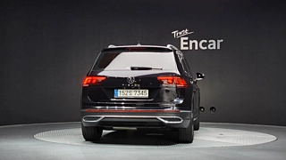 VOLKSWAGEN TIGUAN 2022