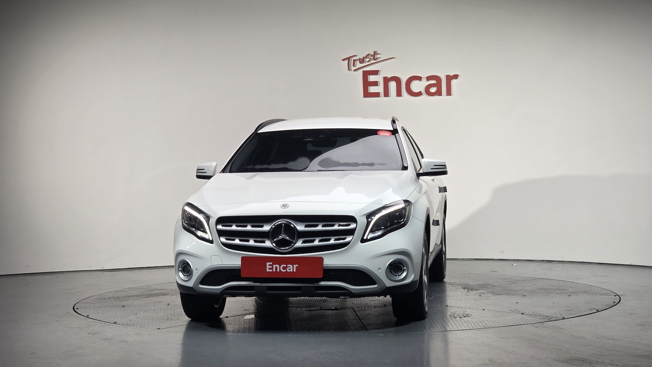 MERCEDES BENZ GLA-CLASS X156 2019