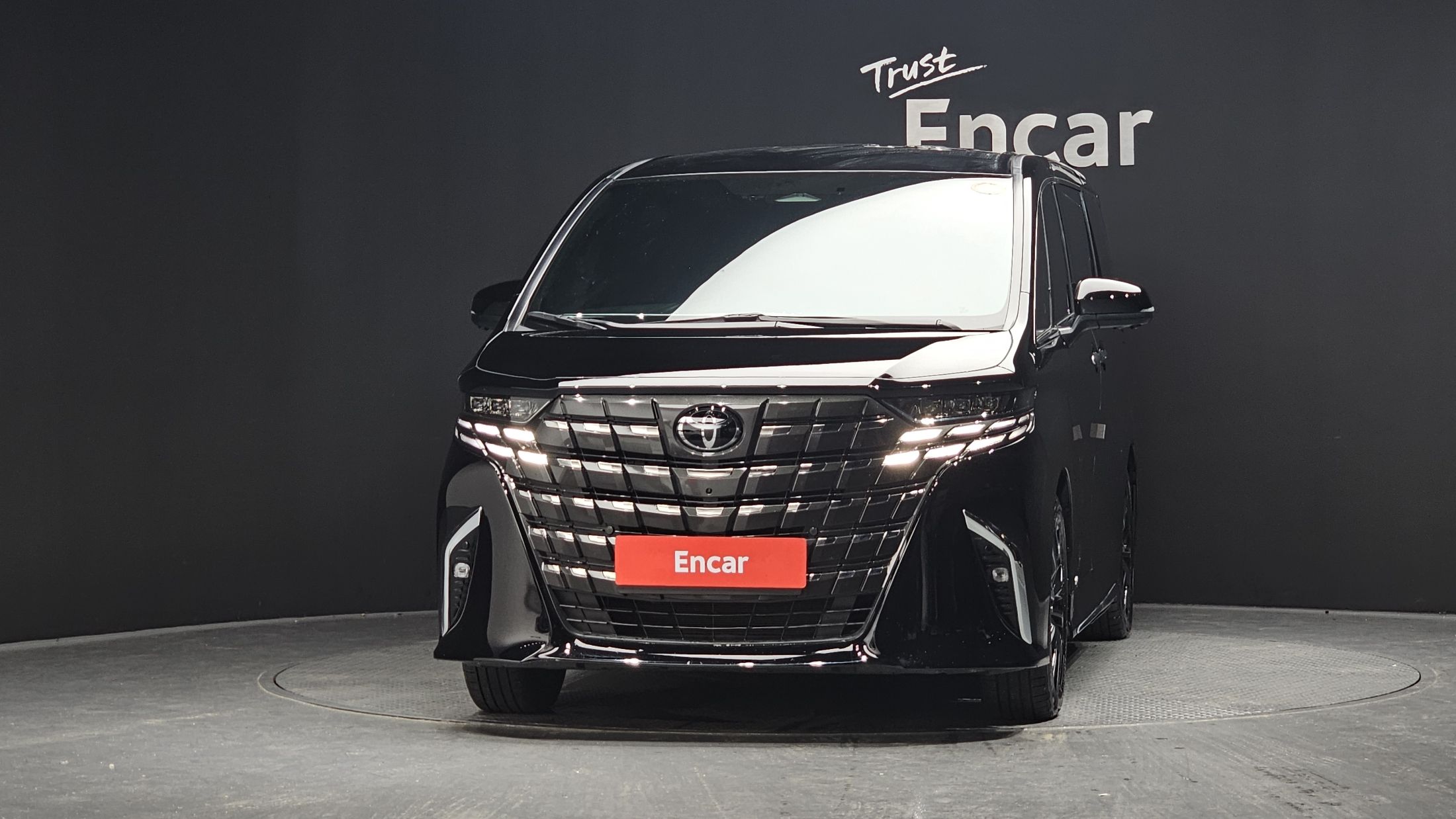 TOYOTA ALPHARD 2024