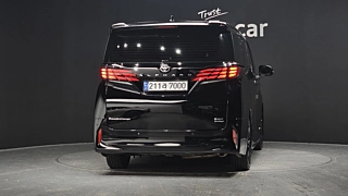 TOYOTA ALPHARD 2024