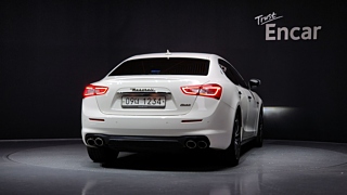 MASERATI GHIBLI 2017