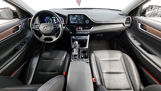 HYUNDAI GRANDEUR IG HYBRID 2019