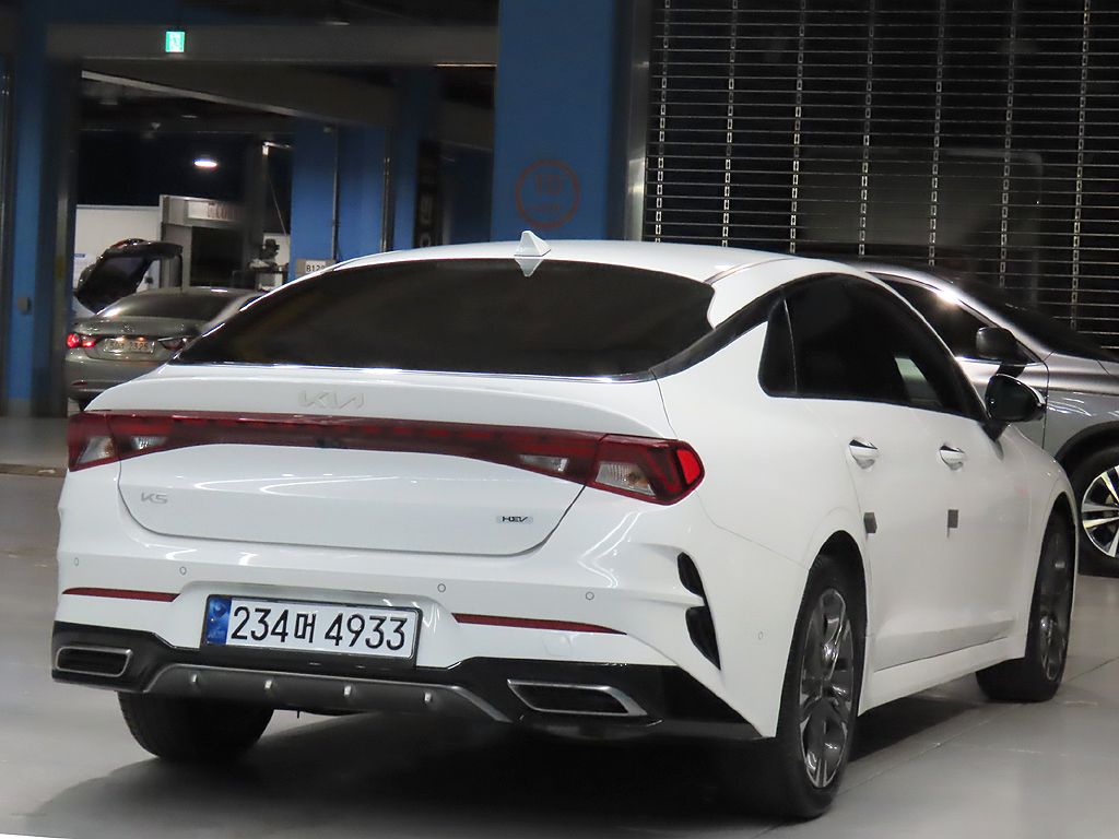 KIA K5 HYBRID 2023