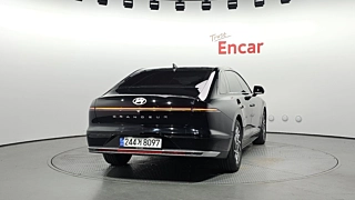 HYUNDAI GRANDEUR HYBRID GN7 2023