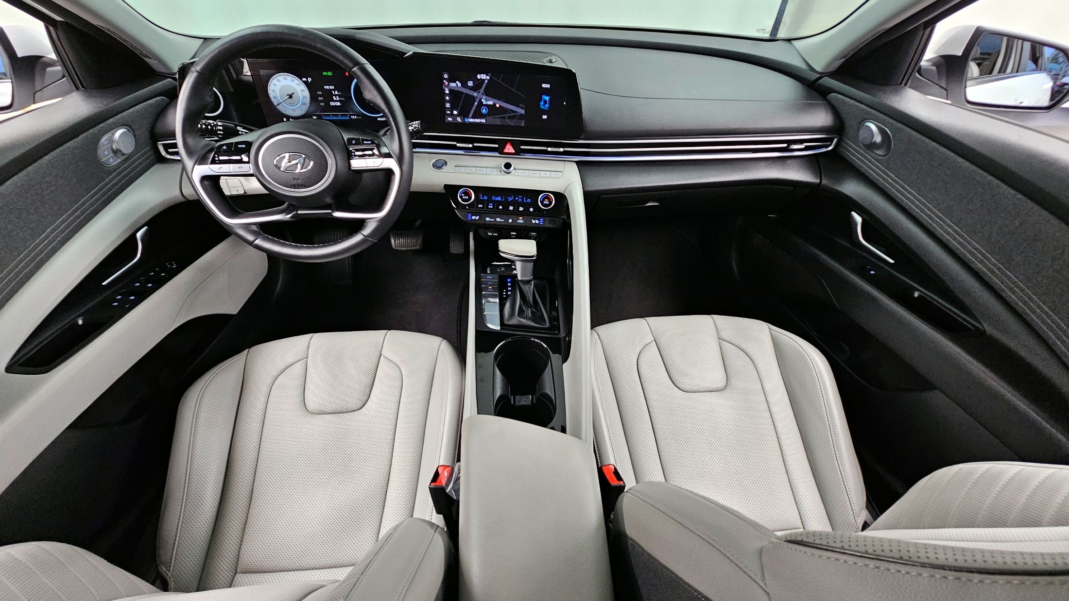 HYUNDAI AVANTE CN7 2021