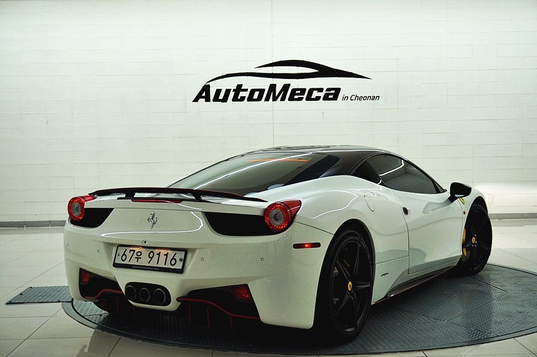 FERRARI 458 2012