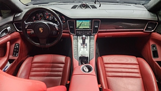 PORSCHE PANAMERA 2016