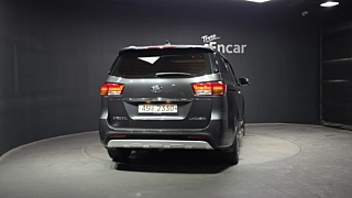 KIA CARNIVAL 2017