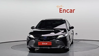 TOYOTA CAMRY XV70 2018