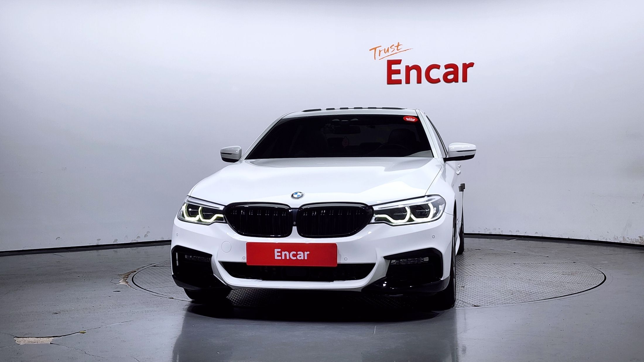 BMW 5-SERIES G30 2017
