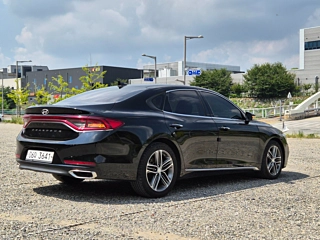 HYUNDAI GRANDEUR IG 2017