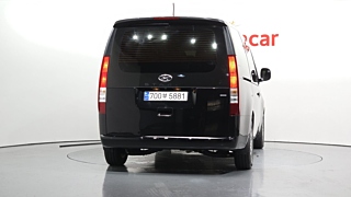 HYUNDAI STARIA 2023