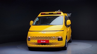 HYUNDAI STARIA 2023