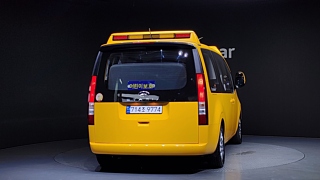 HYUNDAI STARIA 2023