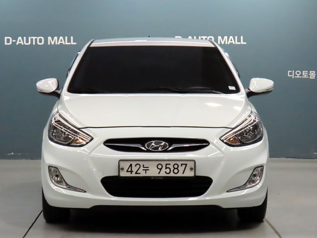 HYUNDAI ACCENT NEW 2016