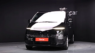 HYUNDAI STARIA 2025