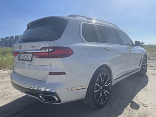 BMW X7 G07 2021